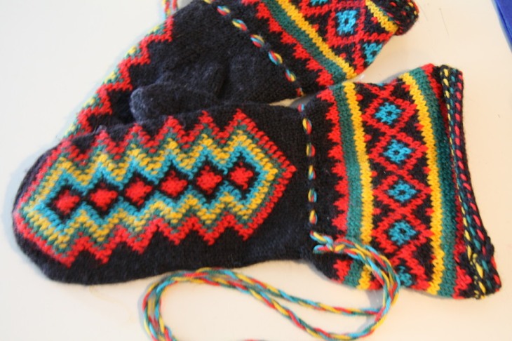 Knitted mittens from Lapland